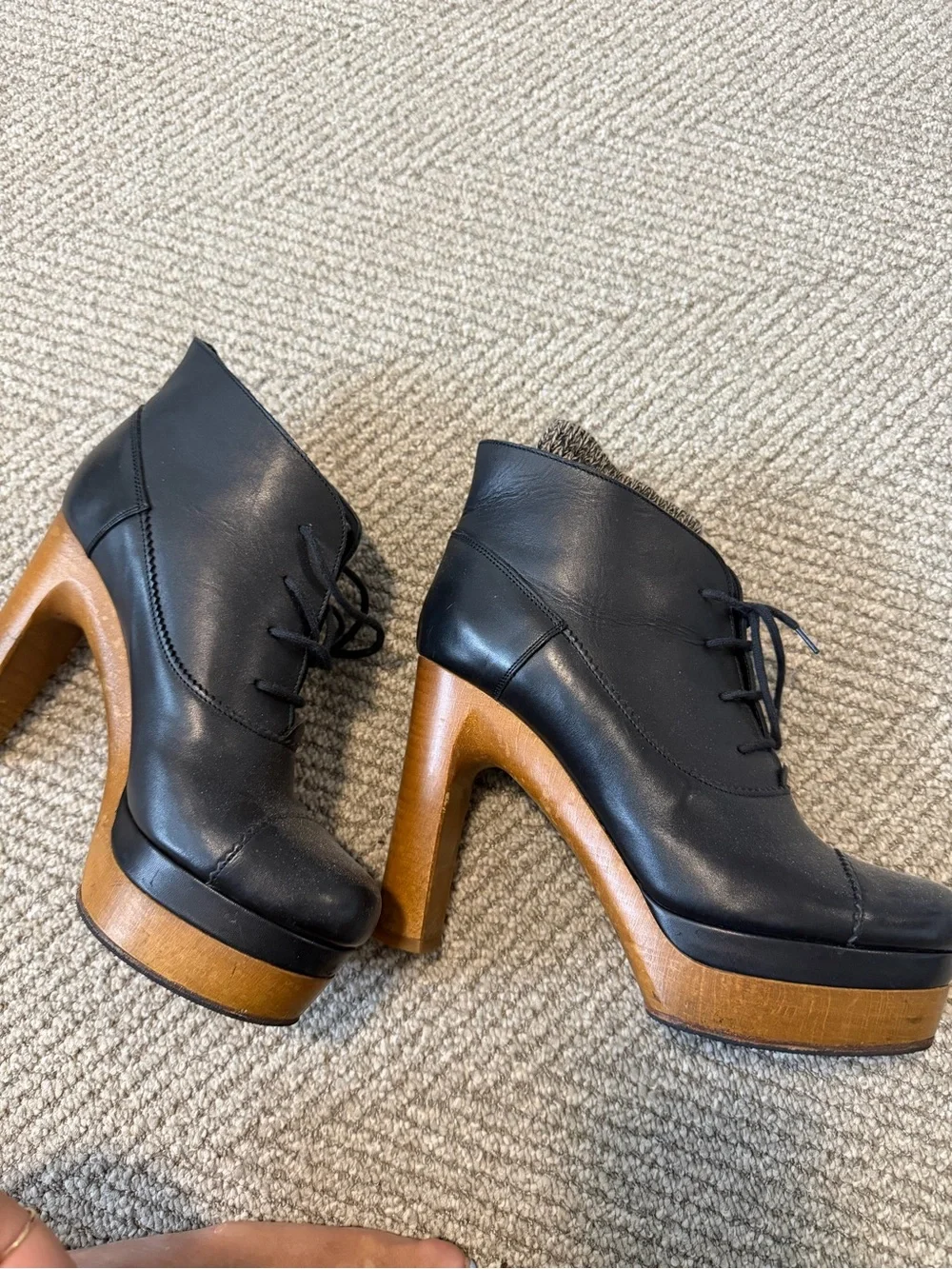 Chloe Black Leather Lace-Up Platform Ankle Boots size 38
